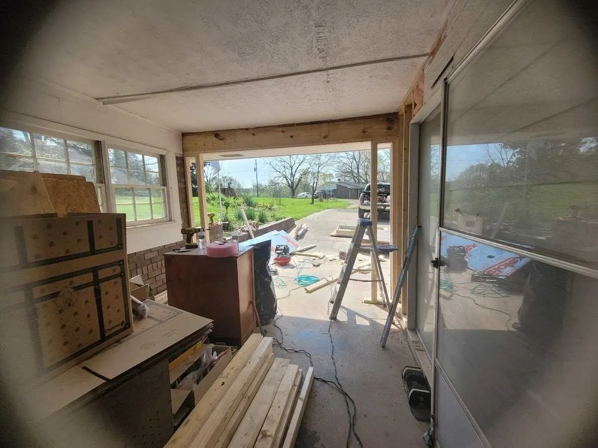 Air movers and dehumidifier for Drying & Dehumidification in North Union